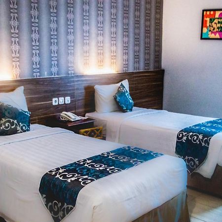 Grand Amira Hotel Solo, Azana Hotels Collection Exterior foto