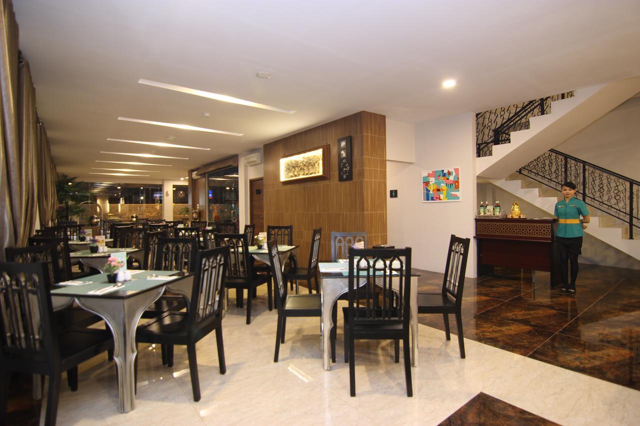 Grand Amira Hotel Solo, Azana Hotels Collection Exterior foto